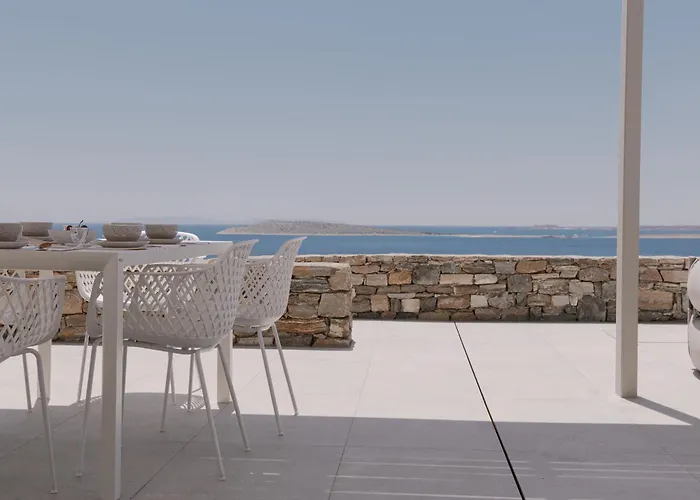 Melora Paros * Αλυκή