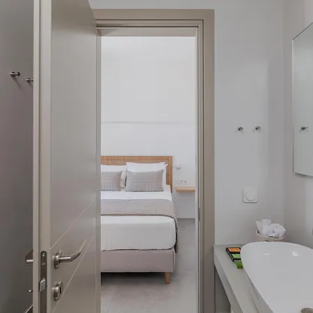 Melora Paros * Aliki (Paros)